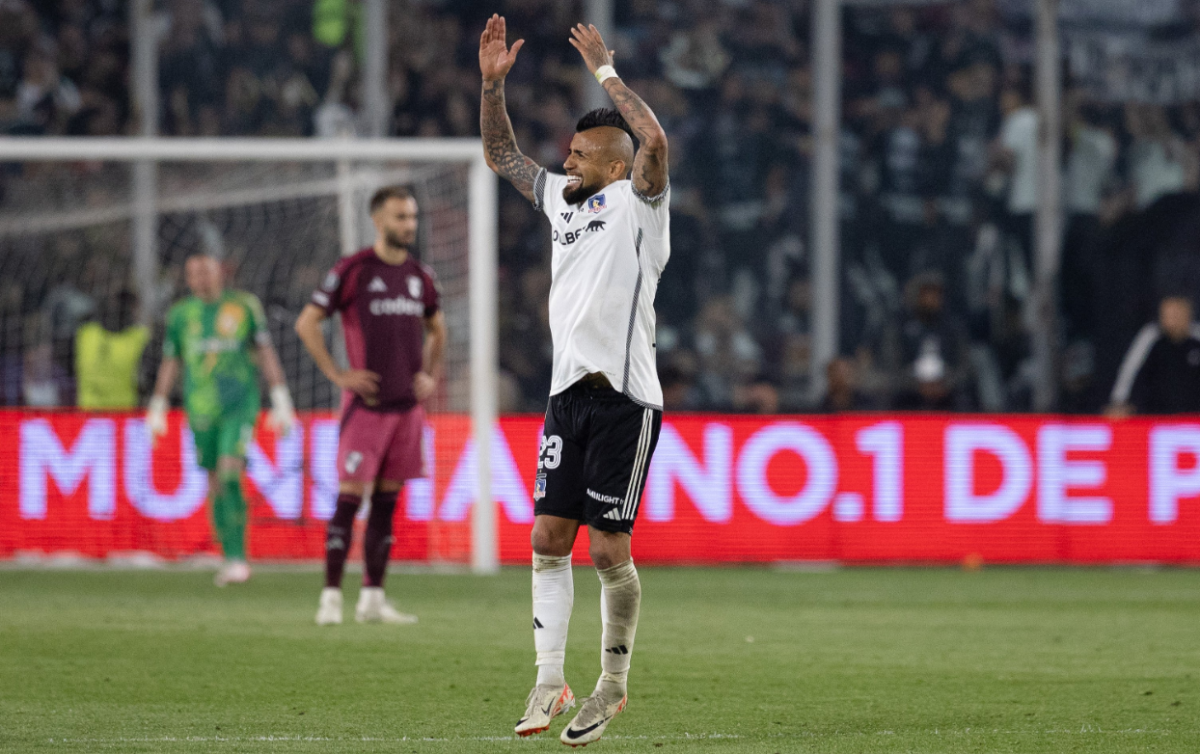 VIDEO | Arturo Vidal arrugó con los jugadores de River y dijo que "no era para pelear"