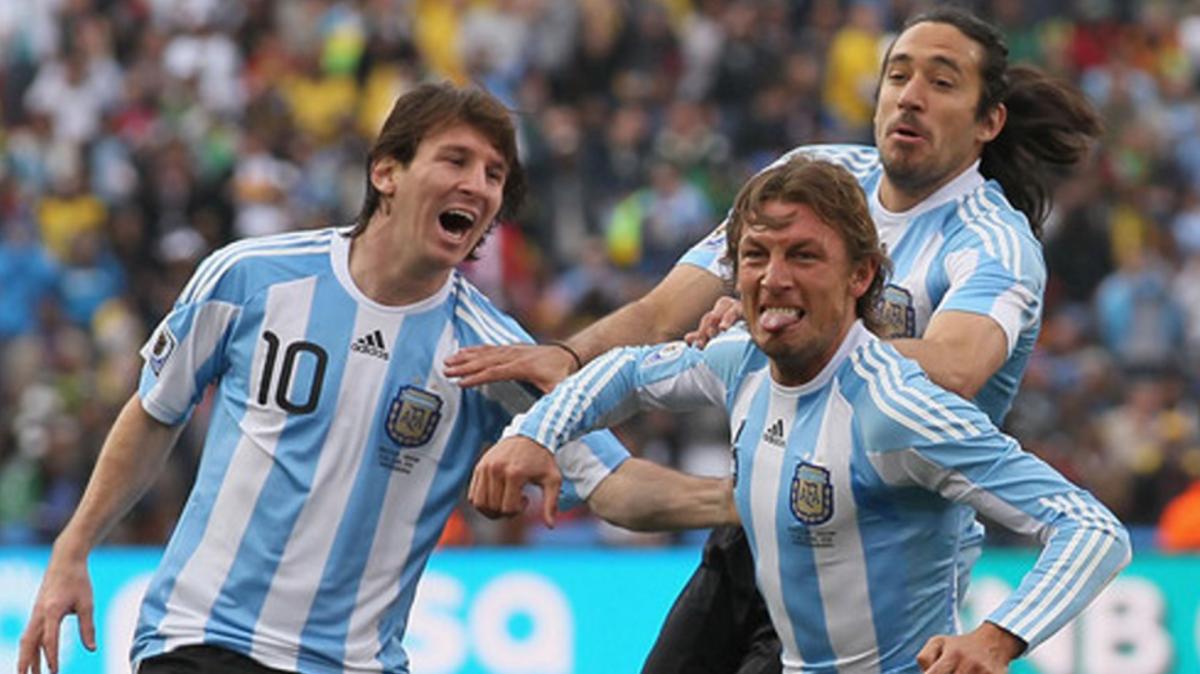 Jonás Gutiérrez coincide con Guardiola en instaurar un "Balón de Oro Messi"