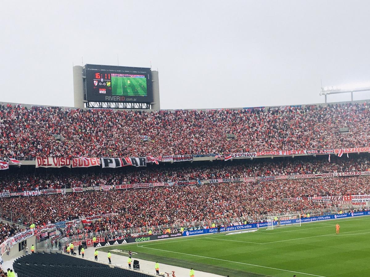 Dramático: se suspendió River frente a Defensa y Justicia por la muerte de un hincha