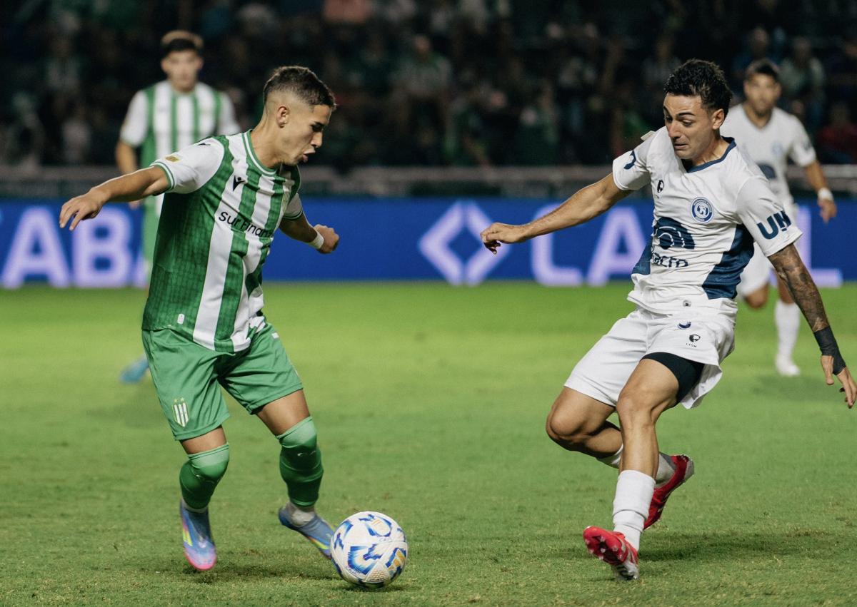 VIDEO | Banfield empató con Independiente Rivadavia y está anteúltimo