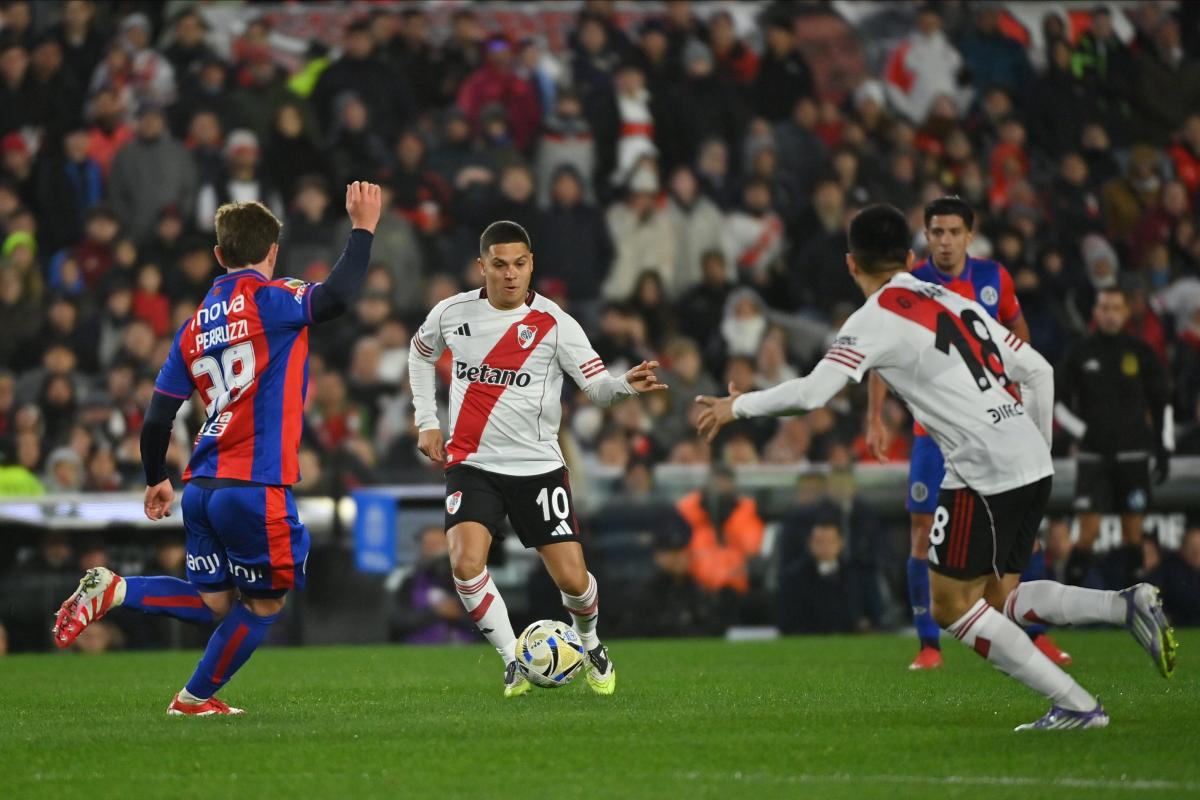 VIDEO | River tuvo a Juanfer pero le faltaron ideas ante un cerrado San Lorenzo