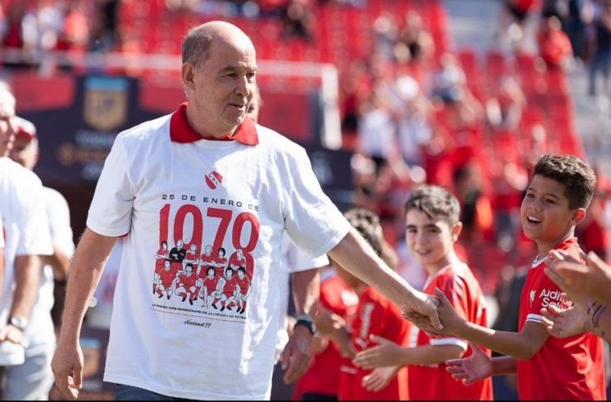 "Gambeteando una Bocha": Bochini lanzó su propio programa en YouTube