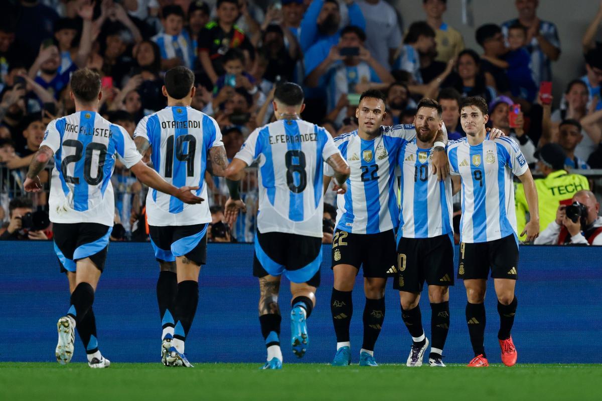 Con Messi de titular, Argentina recibe a la Colombia de Lorenzo