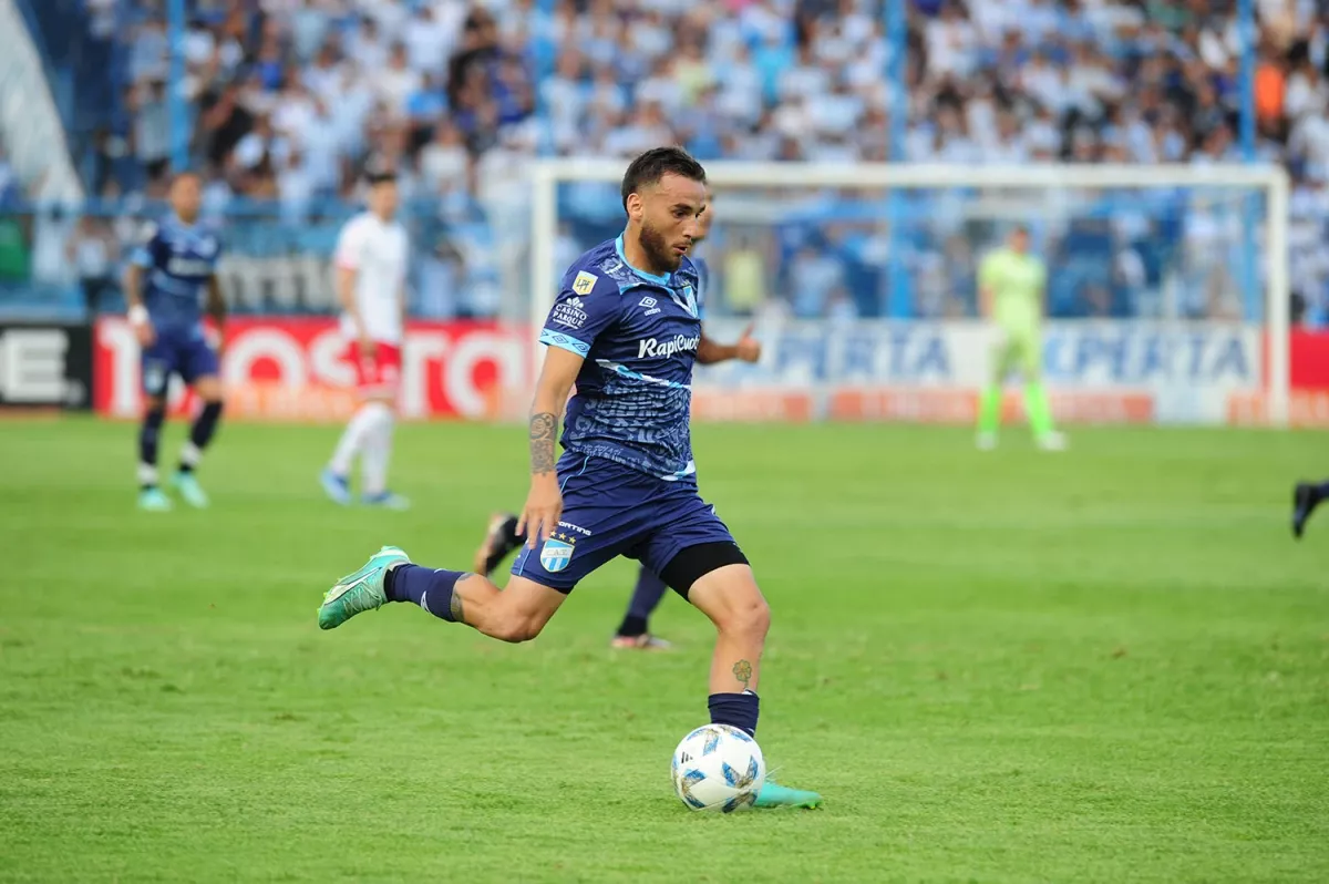 VIDEO | Huracán de los milagros venció a Atlético Tucumán y quedó primero