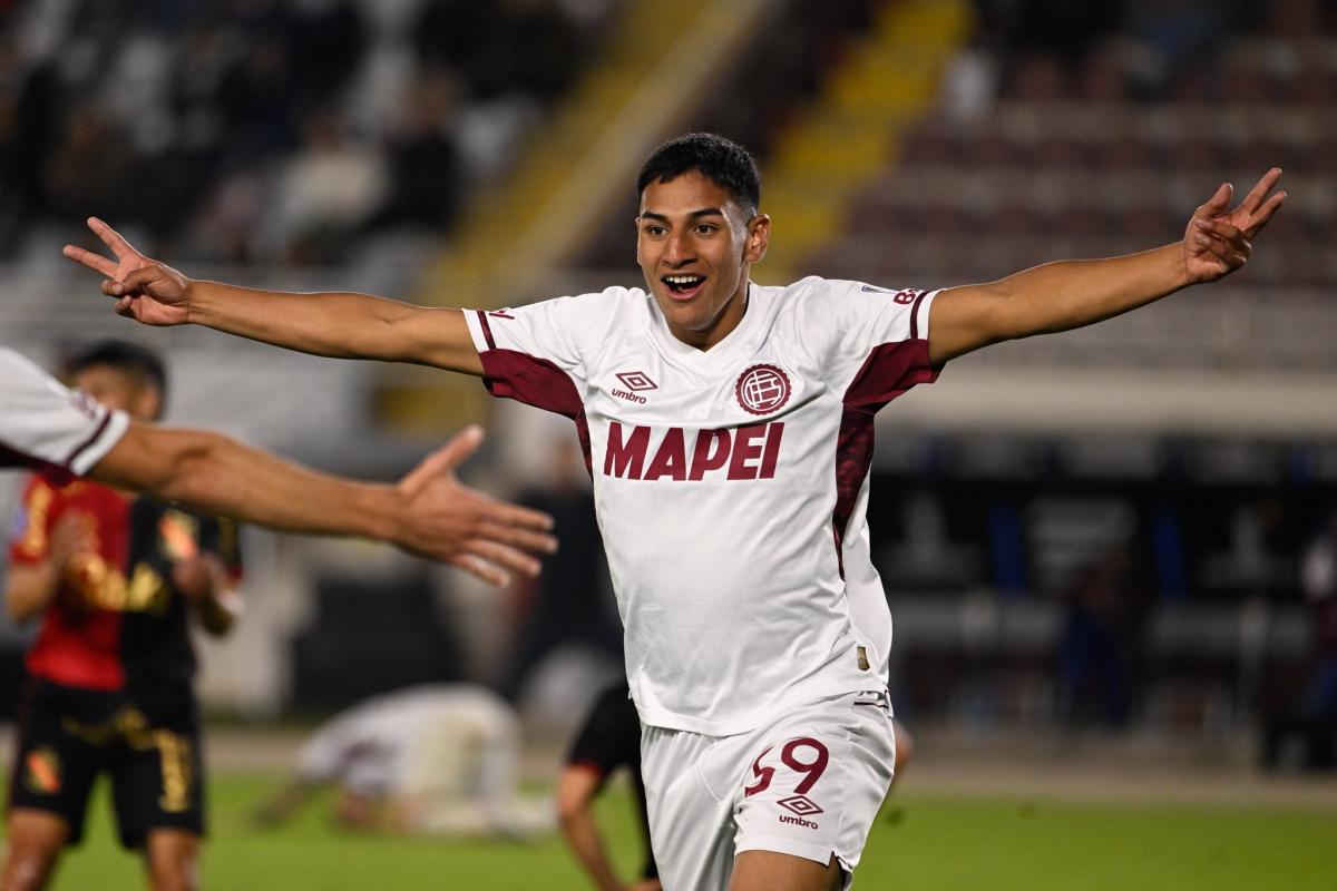 VIDEO | Lanús se trae una gran victoria de Perú y además es puntero
