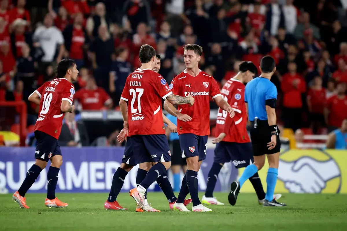Independiente sigue vendiendo delanteros y se queda con un solo 9
