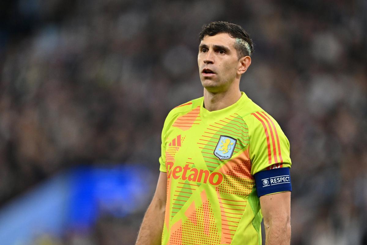 Se cayó lo de "Dibu" Martínez al Manchester United: ¿se va a atajar a Turquía?