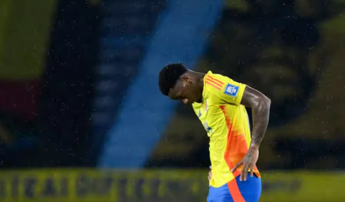 Escándalo en Colombia: Discutió con dos compañeros y abandonó la Selección