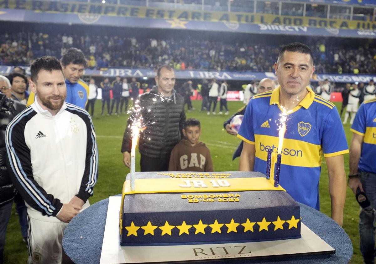 Riquelme dio su última función: "Esto es mucho para mi, porque sin ustedes no podría vivir"