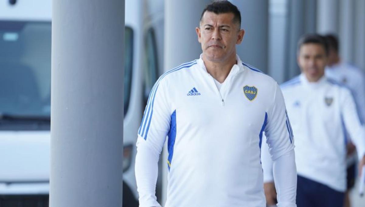 Almirón "mete mano": Boca rotaría más de la mitad del equipo