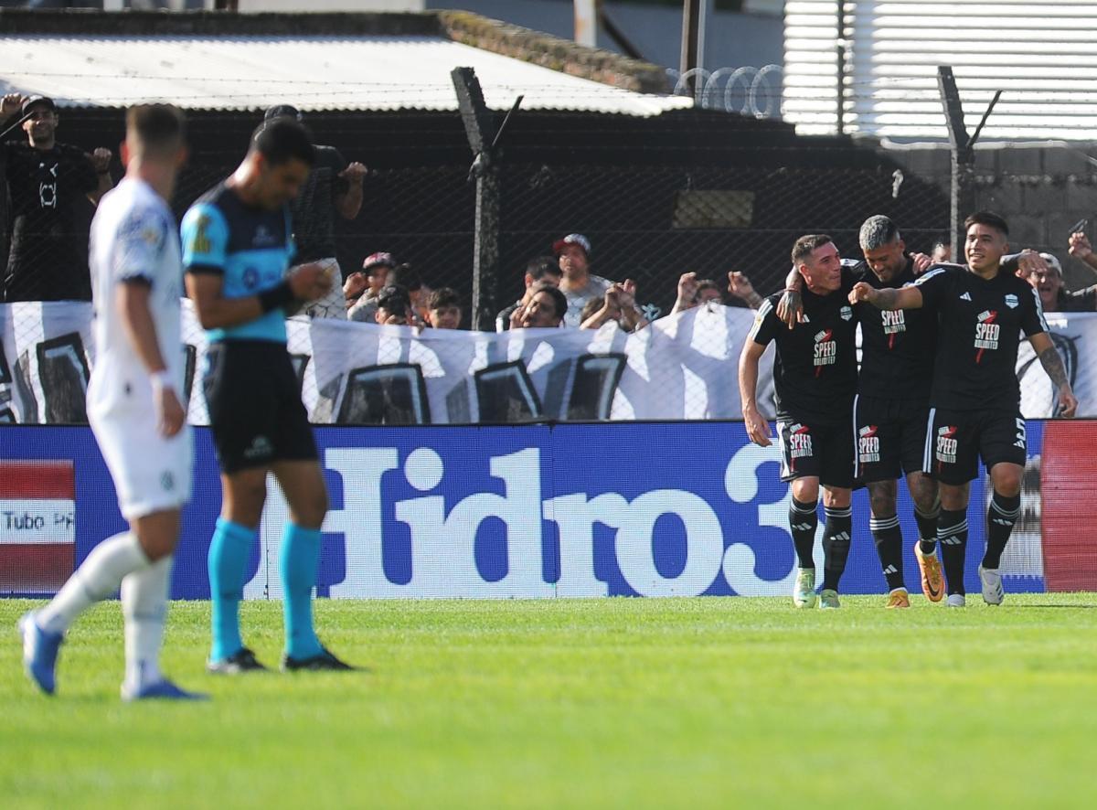 VIDEO | Independiente hizo un papelón ante Riestra y se complicó para clasificar