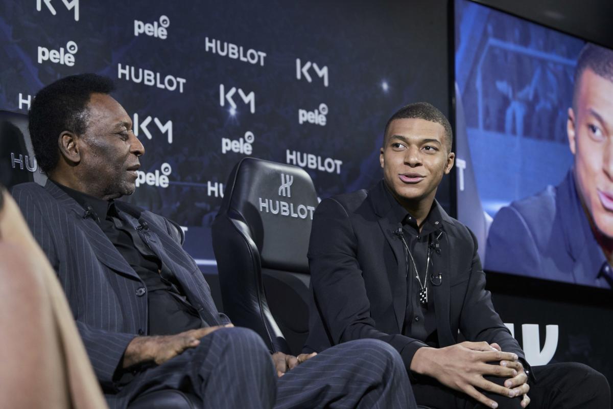 Pelé le tiró flores a Mbappé