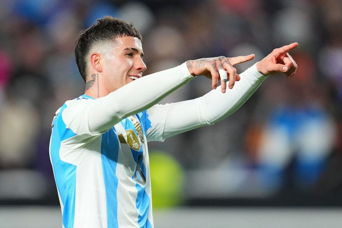 Enzo llegó al país para sumarse a la Selección y contó cómo lo van a recibir a Mastantuono