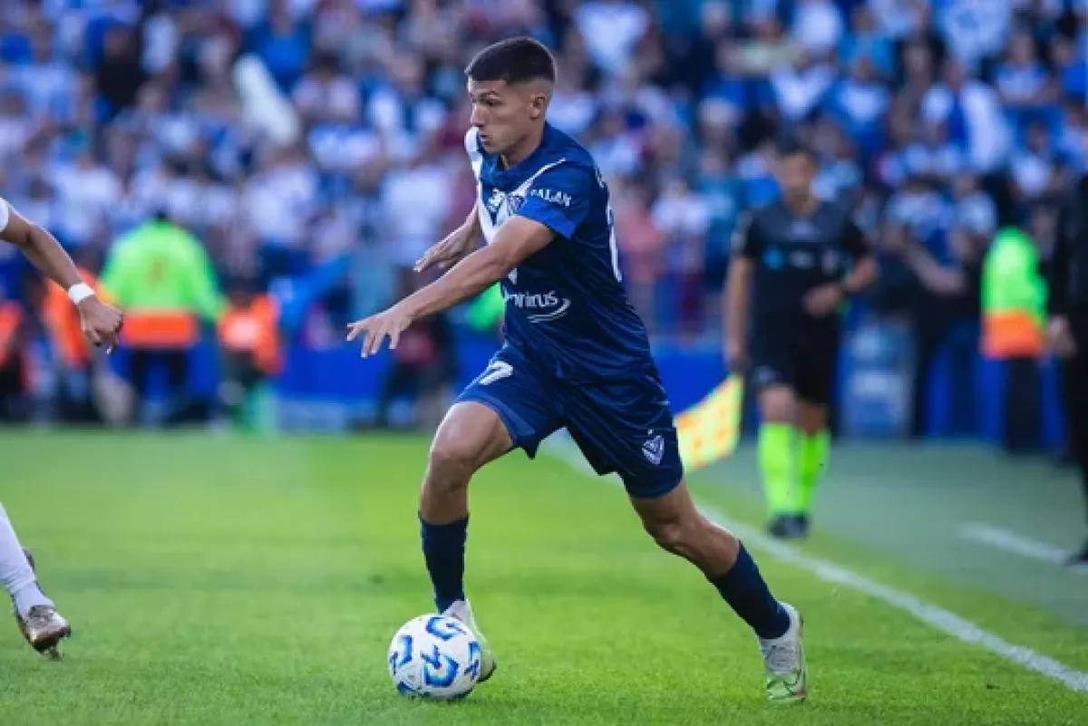 Una figura de Vélez sufrió una grave lesión y se perderá el final del año