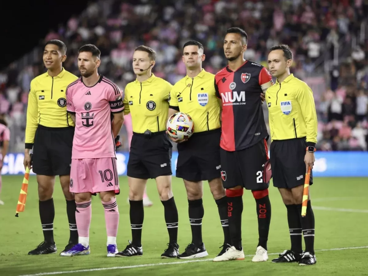 Messi en Rosario para jugar la Newells Cup