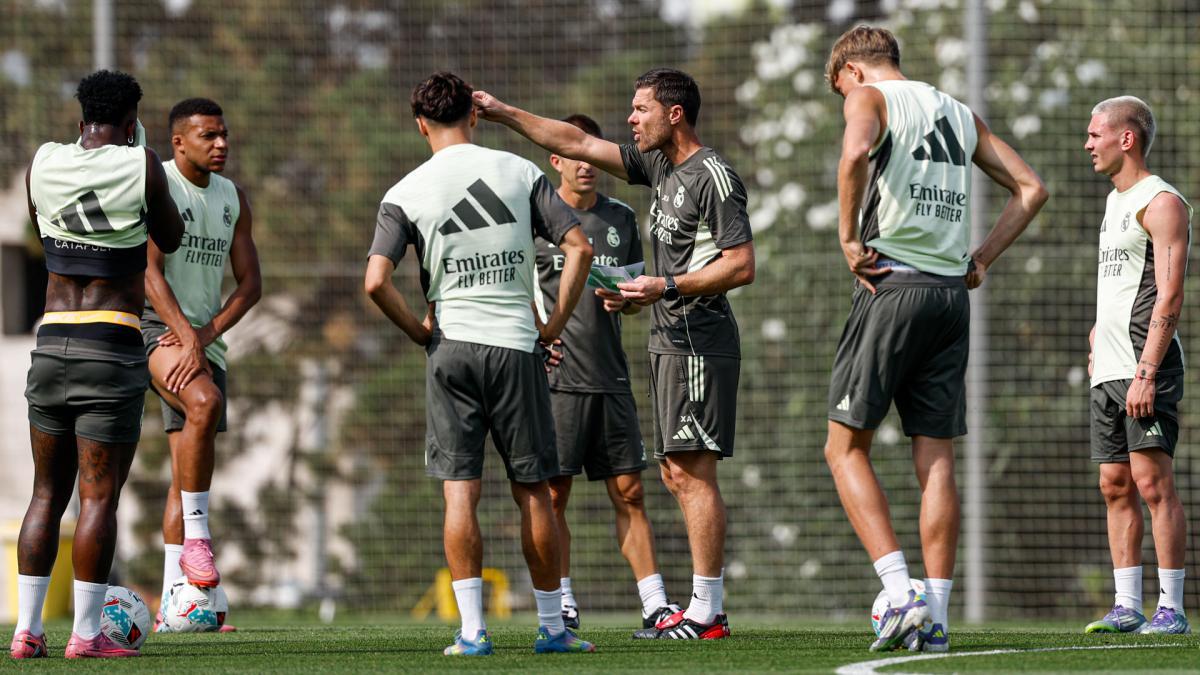 VIDEO | Xabi Alonso se deshizo en elogios para Mastantuono: "Tiene una zurda espectacular"