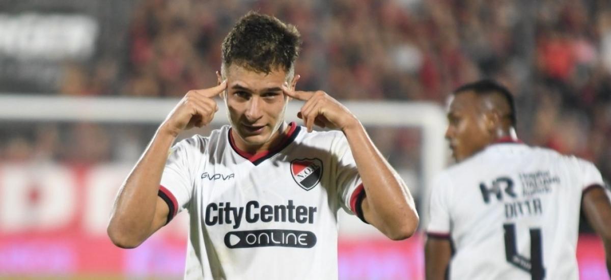 Newell's venció a Arsenal con dos goles de Sordo