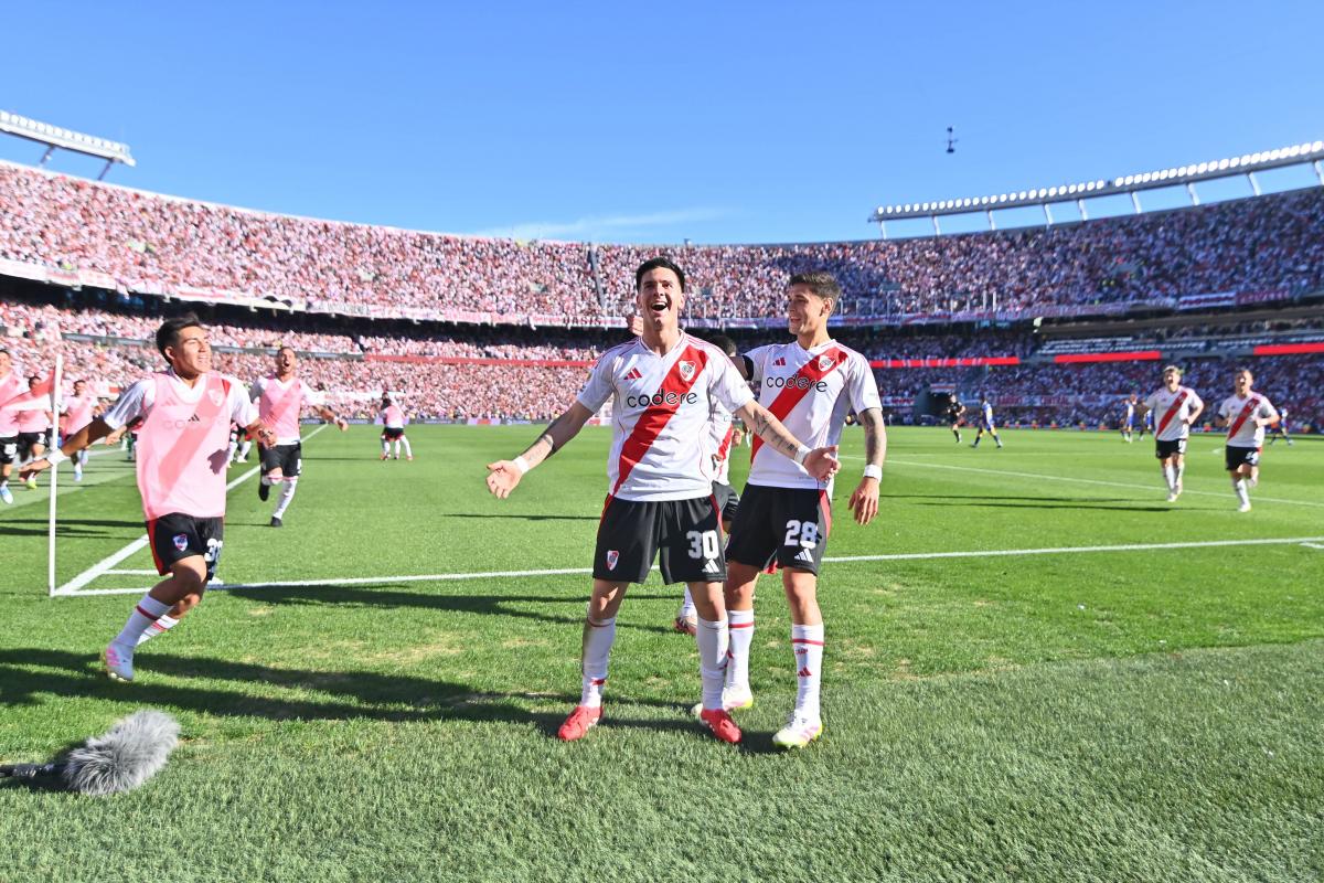 VIDEO | Mastantuono, crack, decisivo y con un récord increíble