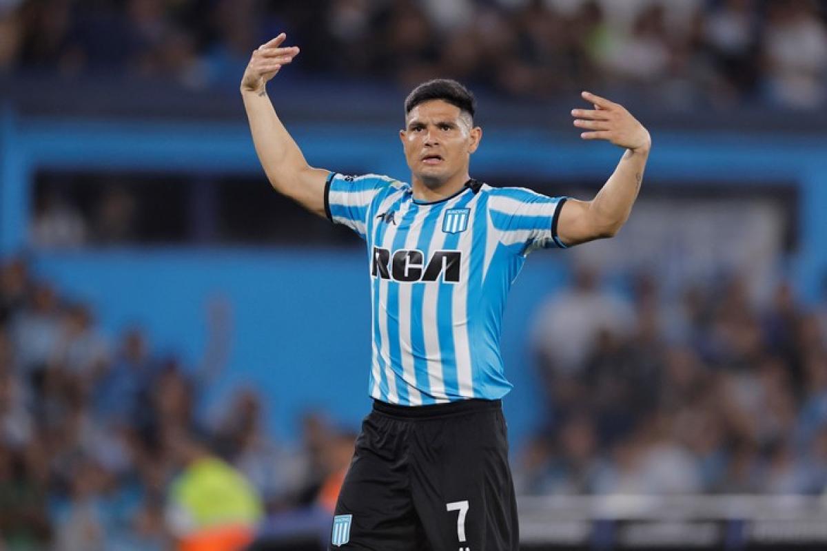 Maximiliano Salas, a un paso de dejar Racing y convertirse en refuerzo de River
