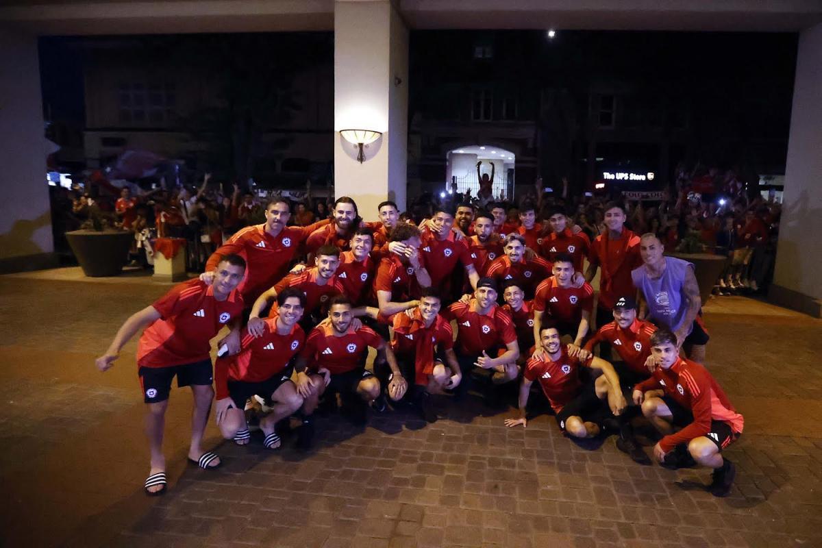 Chile llega "golpeado" al partido con la Selección Argentina