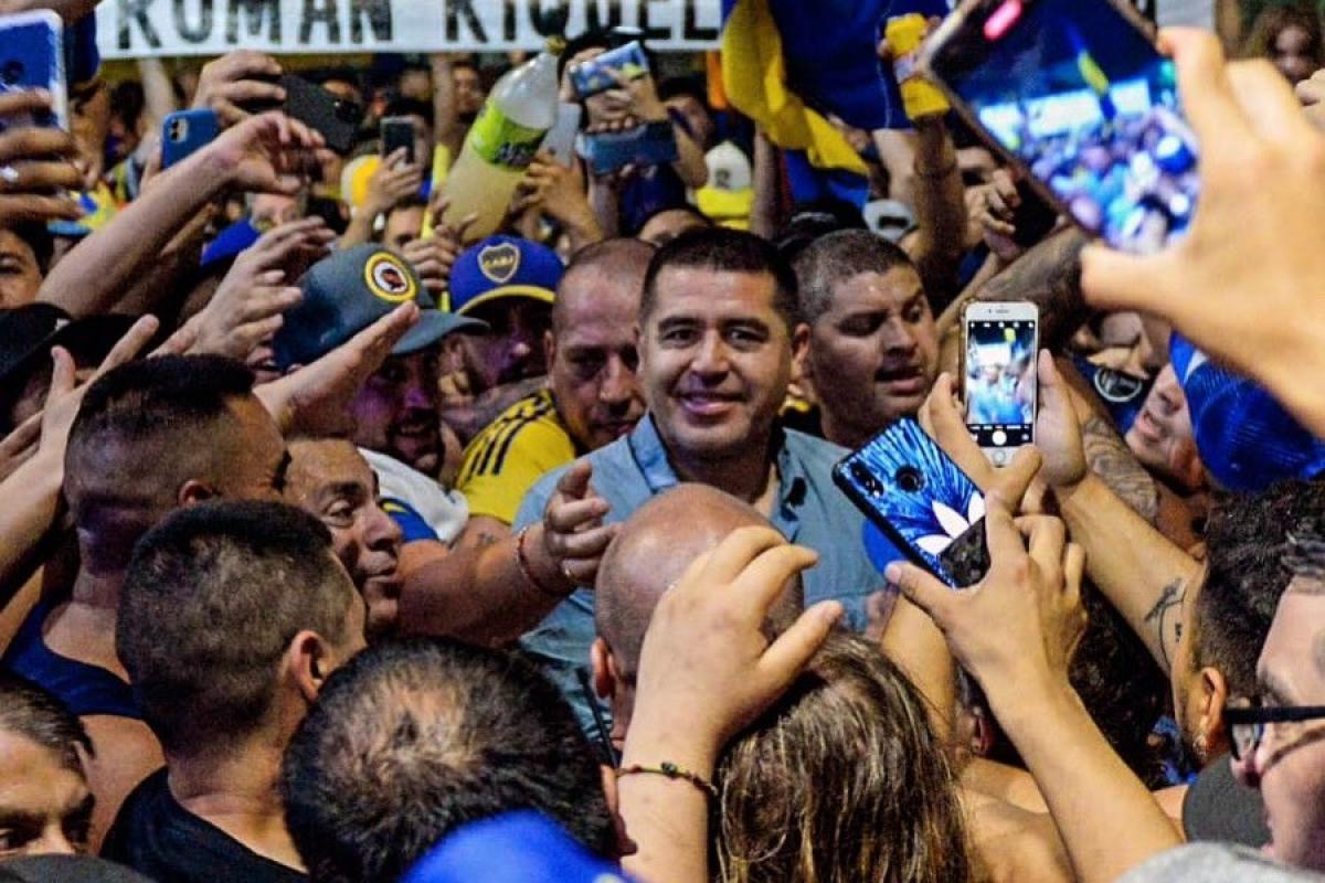 Hinchas de Boca enojados convocaron a un banderazo contra Riquelme
