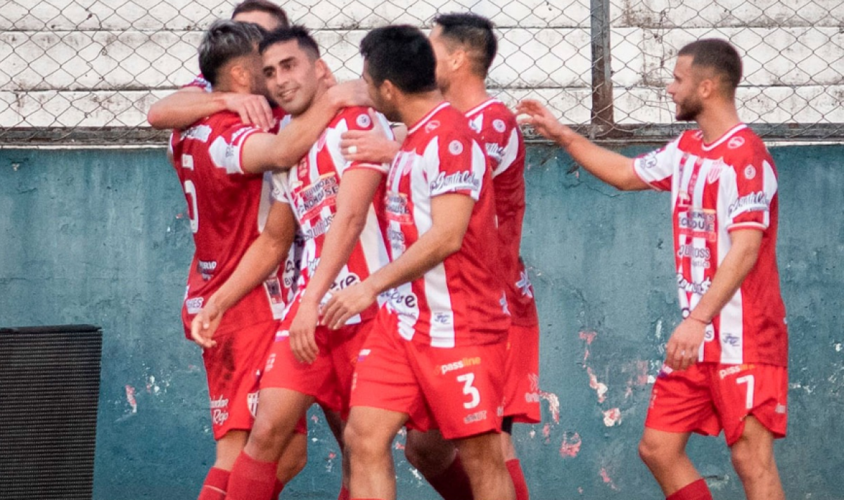 VIDEO | Talleres (RE), mata gigantes, se cargó también a Banfield y sueña