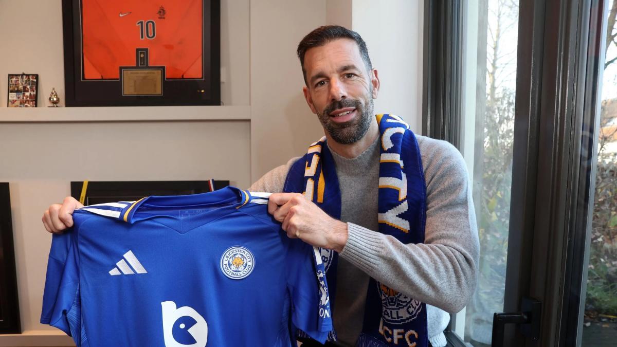 El descendido Leicester echó a Van Nistelrooy seis meses después de haberlo contratado