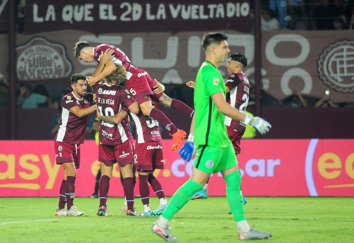 Lanús capitaliza sus chances ante San Lorenzo y se sube a la punta de la Liga Profesional 2023