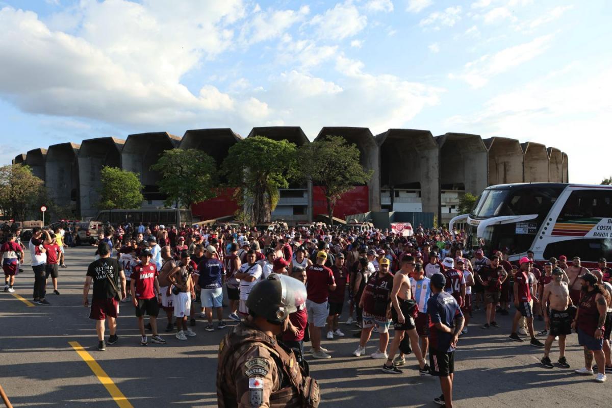 Murió dirigente de Lanús en la puerta del Mineirao