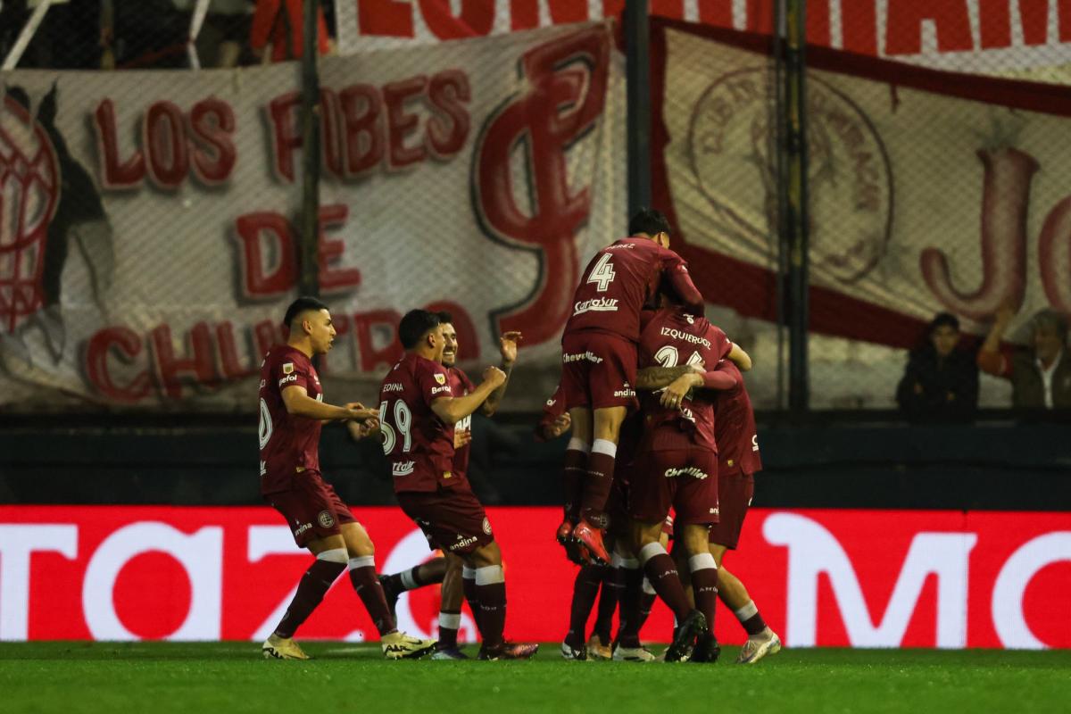 VIDEO | Lanús sacó a Huracán y está en cuartos