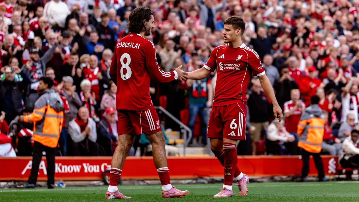 VIDEO | Liverpool doblegó al Arsenal con una obra de arte de Szoboszlai y manda en la Premier