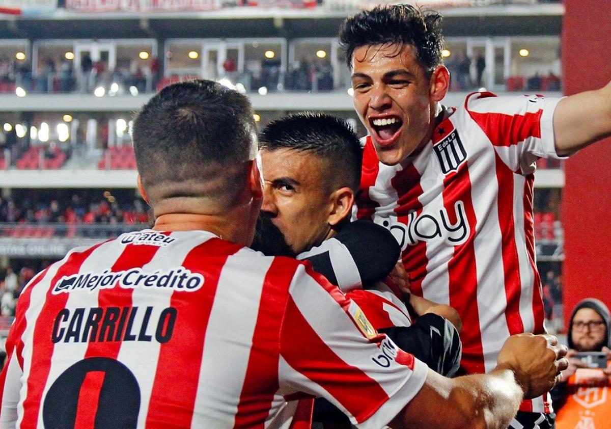 Estudiantes de La Plata derrotó a Sarmiento en un partido clave por la permanencia