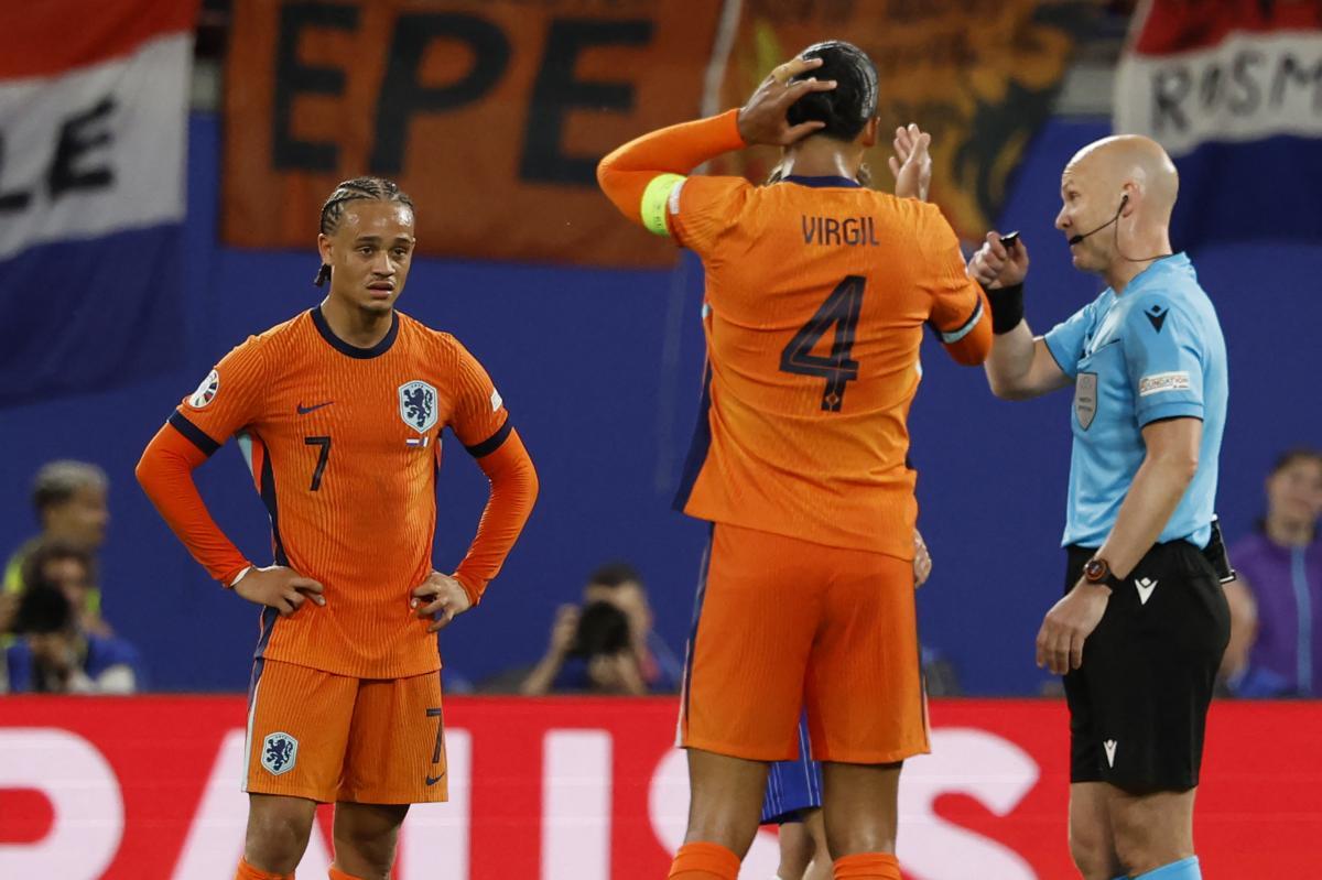 VIDEO | El gol de Países Bajos a Francia anulado por el VAR que generó polémica