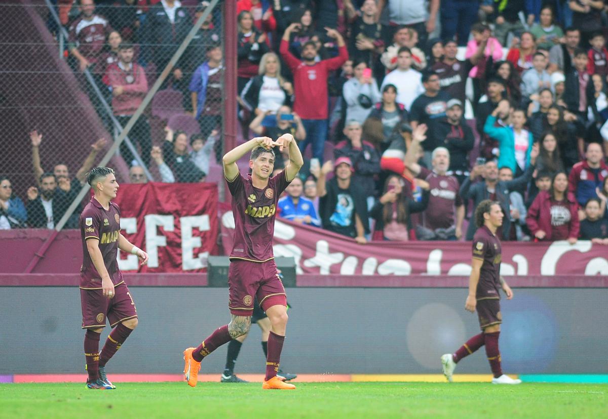 Lanús le ganó a Huracán y trepó a los primeros puestos de la Liga Profesional