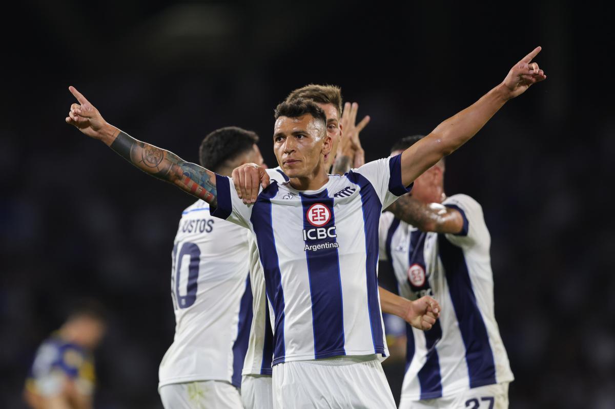 VIDEO | Talleres aplastó a Rosario Central y es puntero en su zona