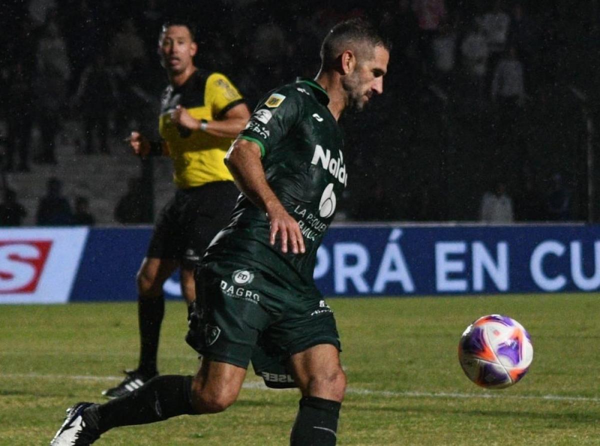 Sarmiento venció a Arsenal pero ambos siguen en zona de descenso en la tabla de promedios