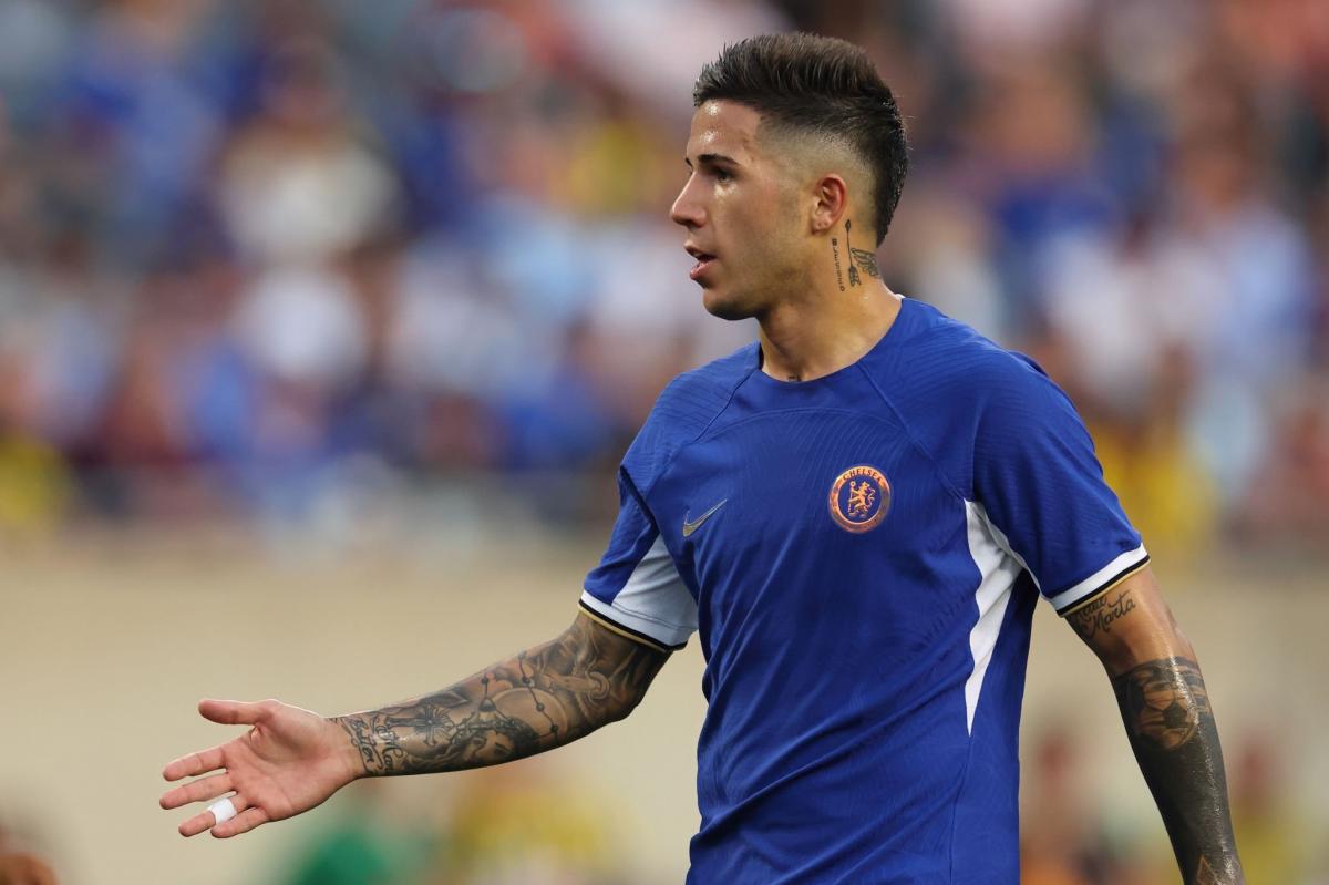 Enzo Fernández dejará la 5 para utilizar la 8.