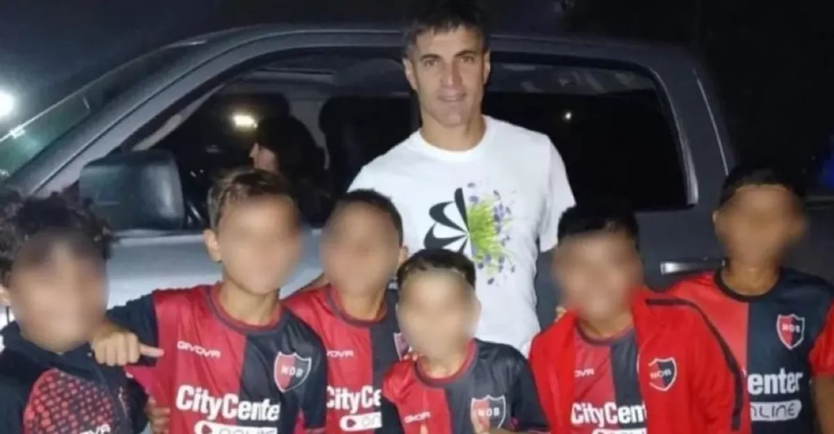 Papelón de Newells: Suspenden a chicos del club por sacarse una foto con Malcorra