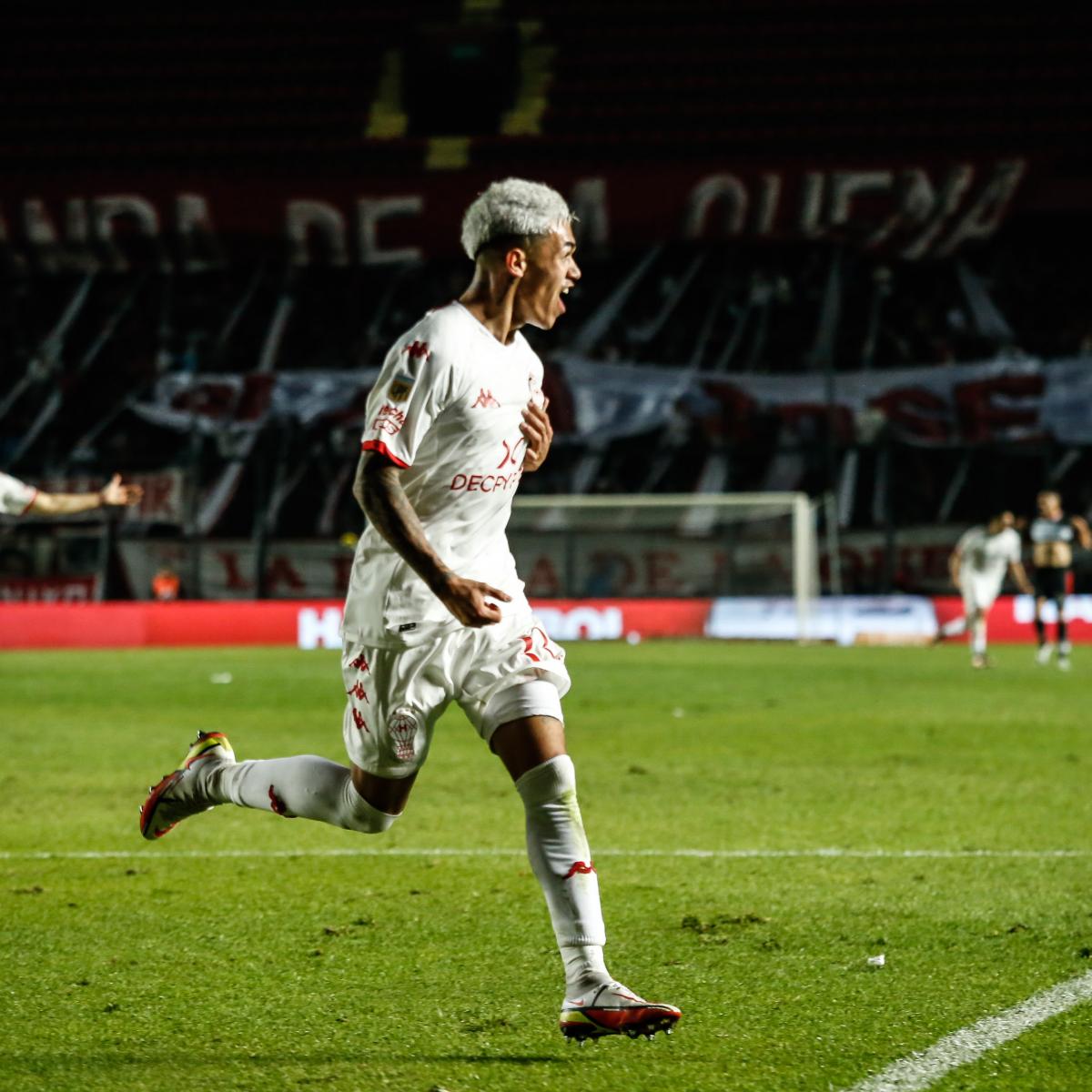 Huracán logró un merecido triunfo ante Instituto para el pase a los octavos de la Copa Argentina