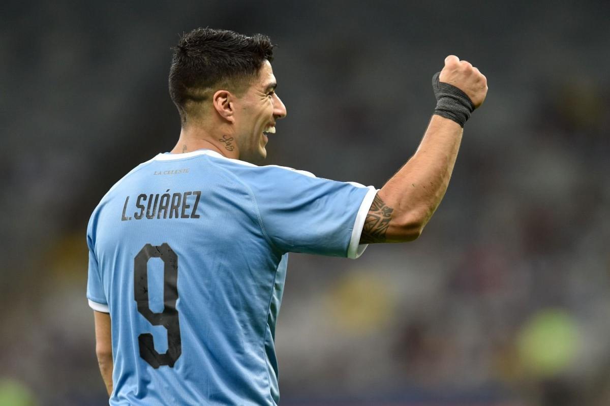 Uruguay reserva a Luis Suárez para jugar con Argentina