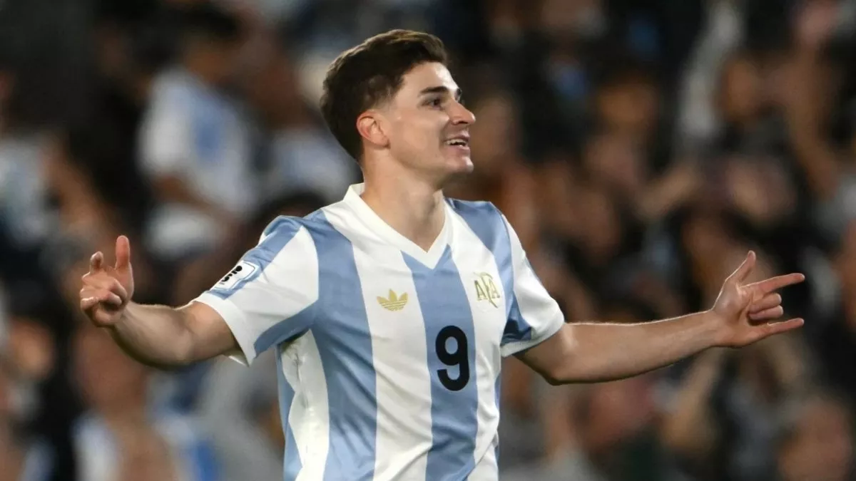 Los 3 gigantes que van a romper la billetera para contratar a Julián Alvarez