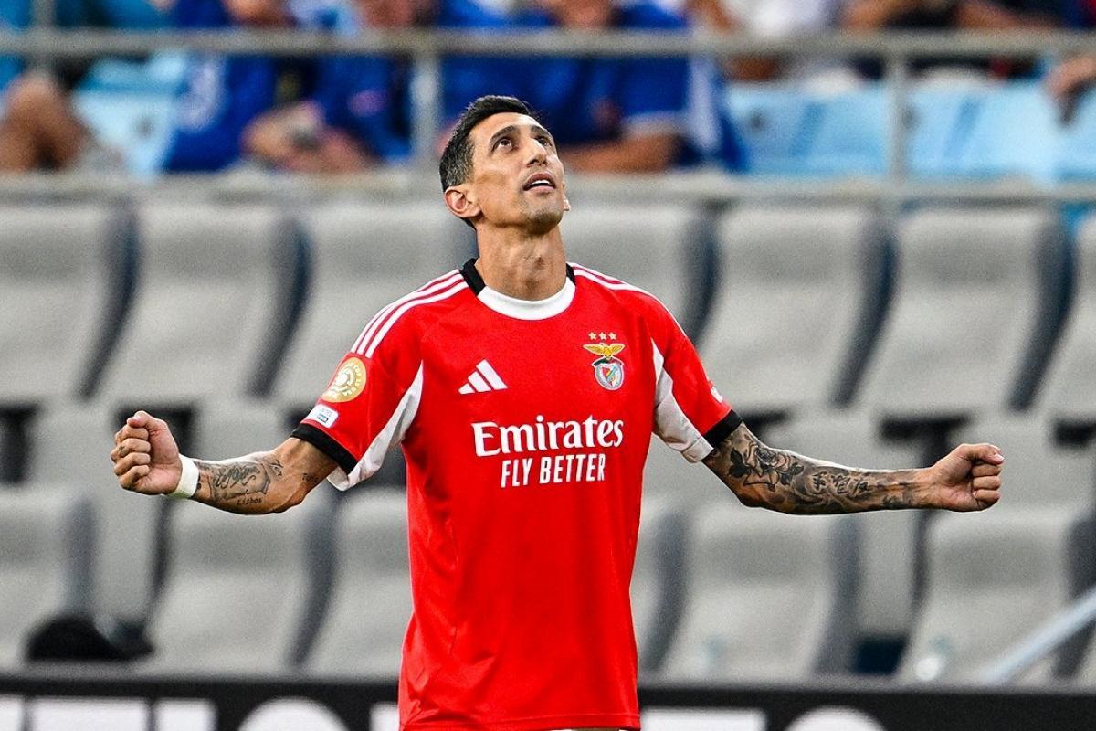 Di María jugó su último partido en Benfica y Central cuenta los días para tenerlo