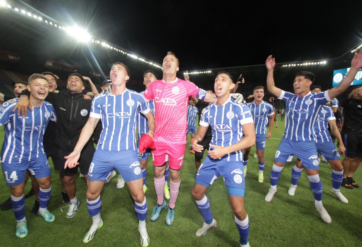 Festejan varios: El Canalla ayudó a San Lorenzo, Godoy Cruz y Argentinos