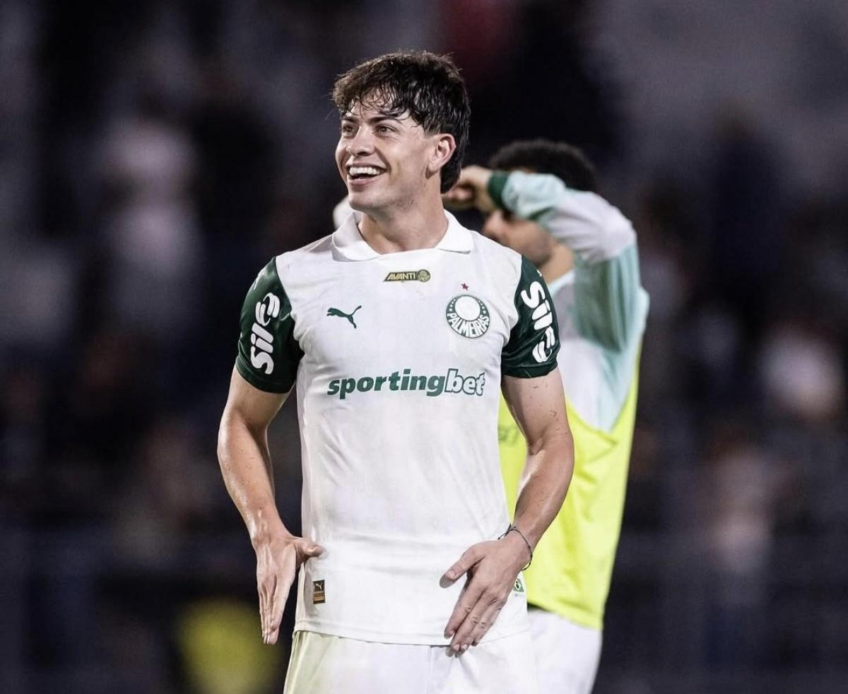 A San Lorenzo le podría entrar una fortuna por la posible venta de Agustín Giay
