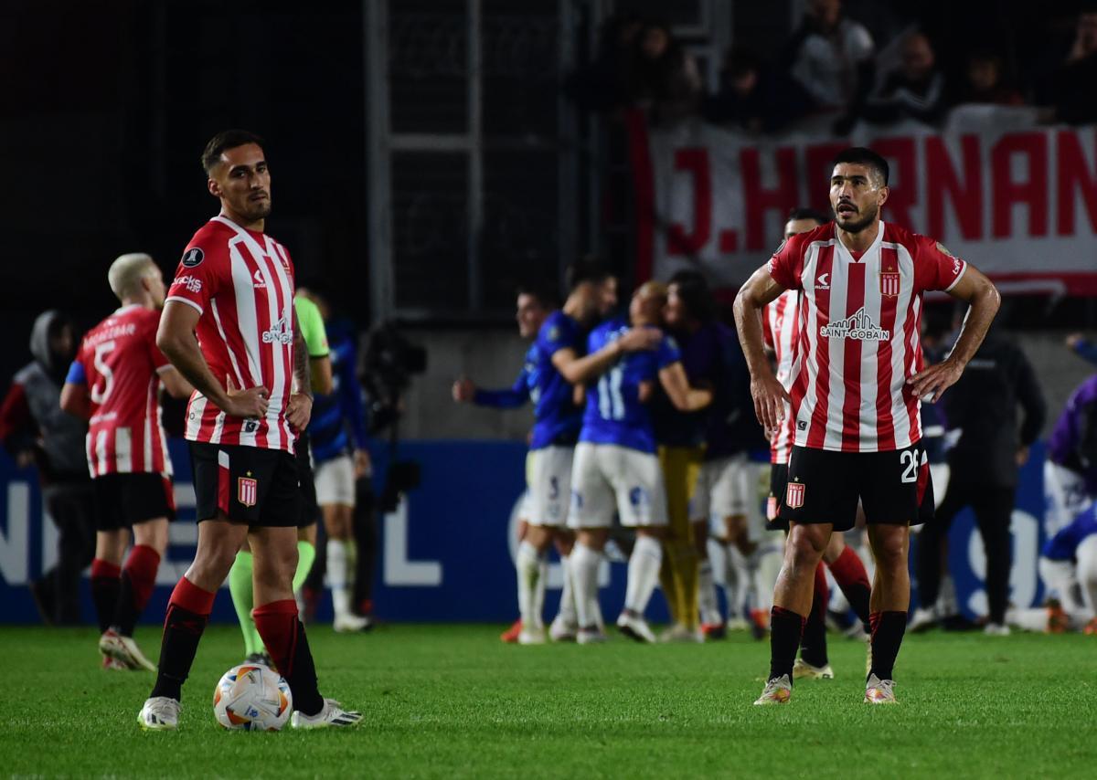 VIDEO | Estudiantes perdió con Huachipato y quedó eliminado de la Copa