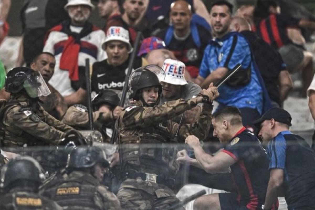 VIDEOS | La represión de la policía de Brasil a hinchas de San Lorenzo y el descargo del club