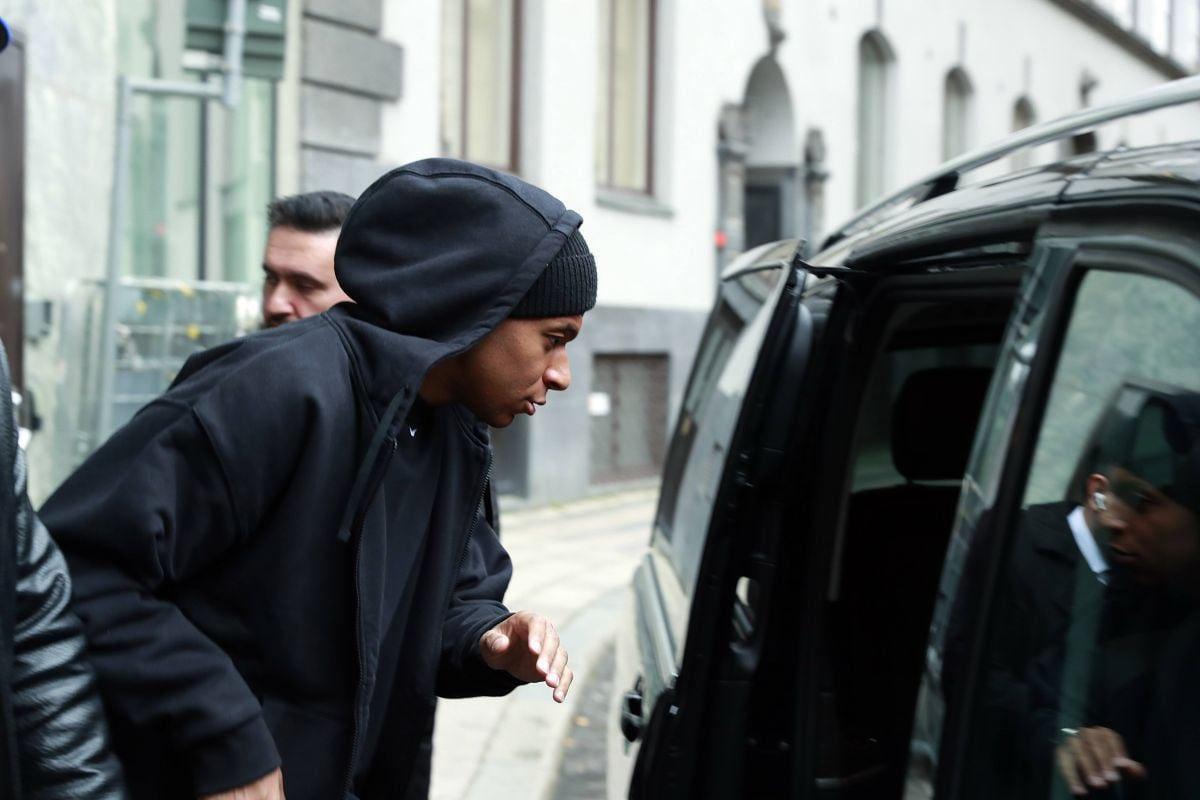 Mbappé se calentó y le respondió a un medio sobre una presunta violación: "FAKE NEWS!!!"