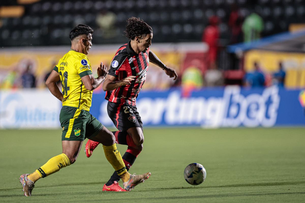 Copa Sudamericana: Vitoria 1-1 Defensa y Justicia