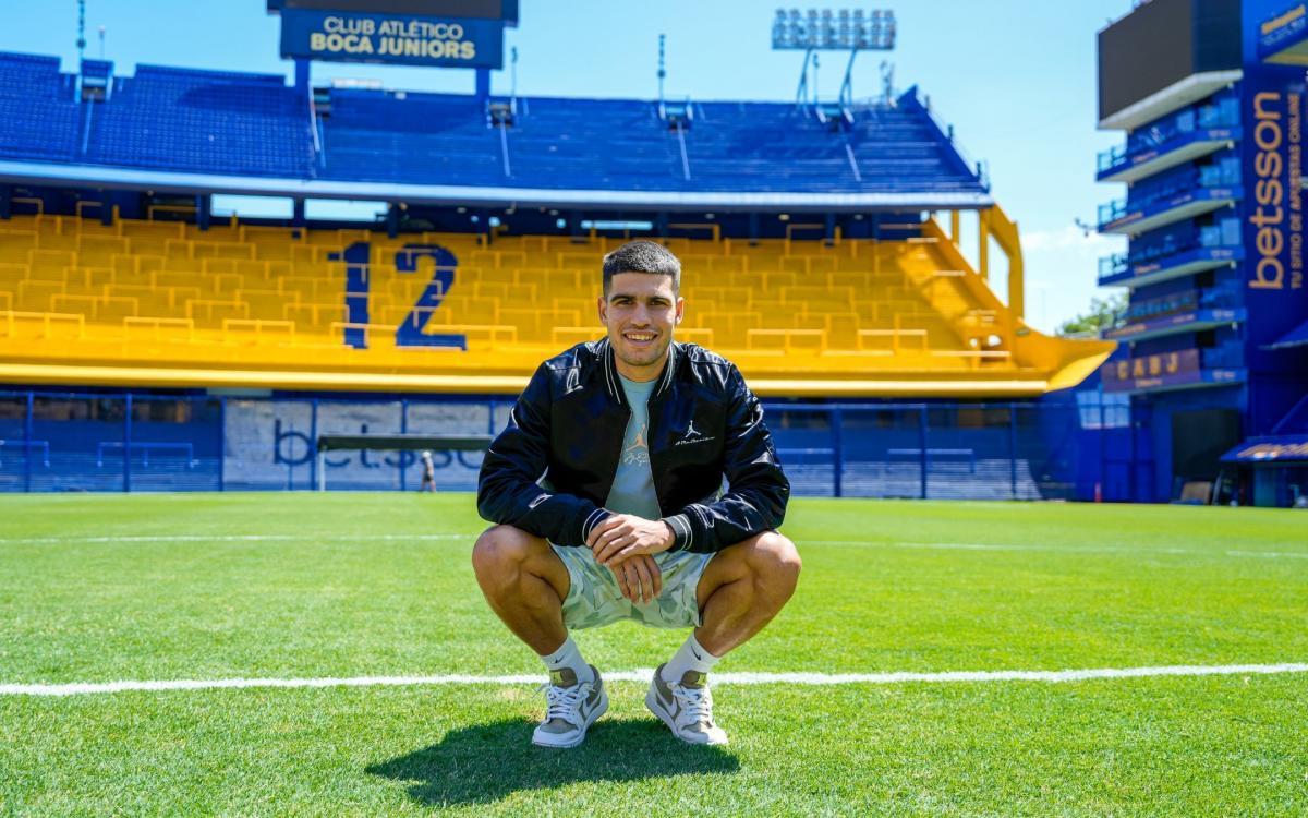 VIDEOS | Carlos Alcaraz fue a ver a Boca y hasta cantó las canciones de la hinchada