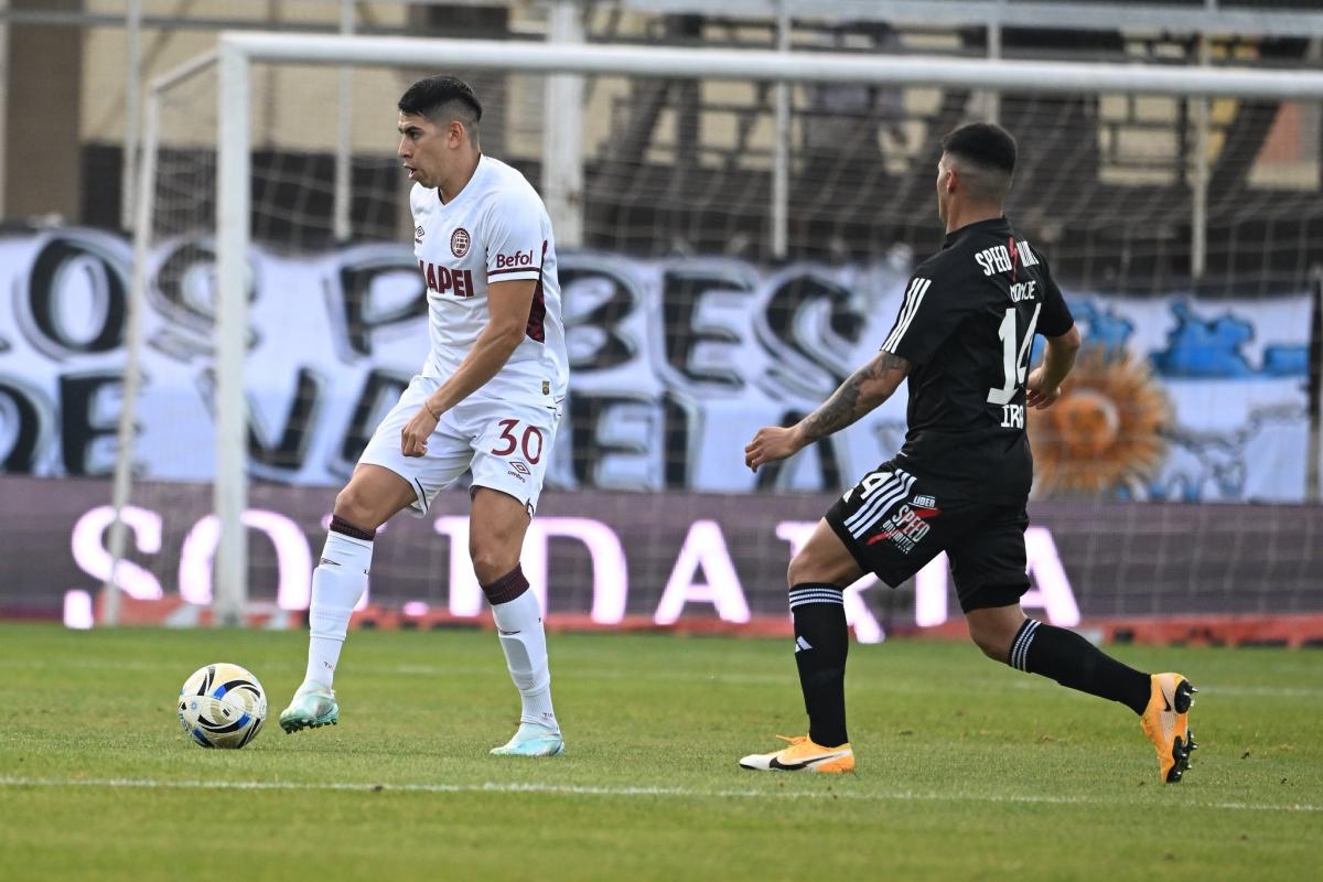 VIDEO | Riestra mata de local: 1-0 a Lanús para arrancar el torneo
